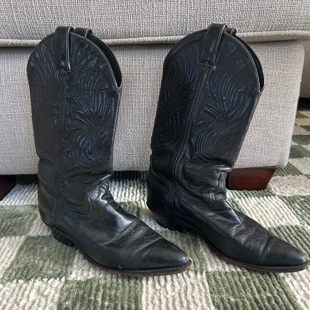 Black Cowboy Boots